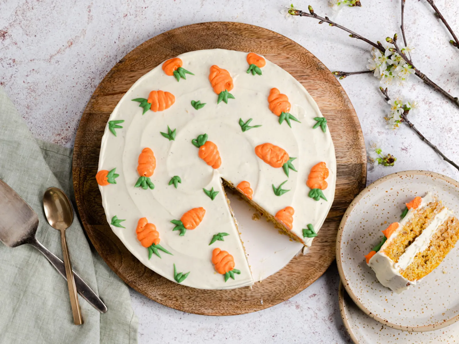 Torta od kokosa, lješnjaka i mrkve